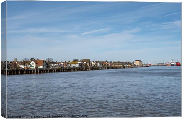 View down the River Yare towards the seaside towns of Great Yarmouth on the East and Gorleston on the West. Captured on a bright and sunny day Canvas Print by Chris Yaxley