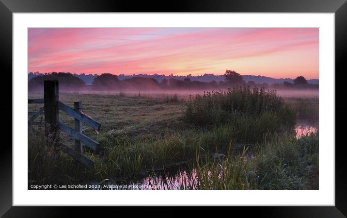 Sunrise on the Somerset levels  Framed Mounted Print by Les Schofield