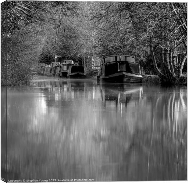 Kennet and Avon Canal Canvas Print by Stephen Young