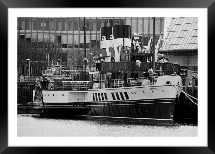 Paddle steamer Waverley, Glasgow Framed Mounted Print by Allan Durward Photography