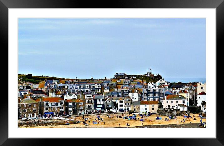 St ives cornwall  Framed Mounted Print by Les Schofield