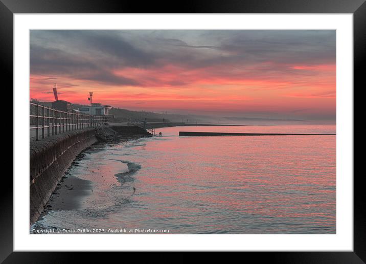 Minnis Bay sunset Framed Mounted Print by Derek Griffin