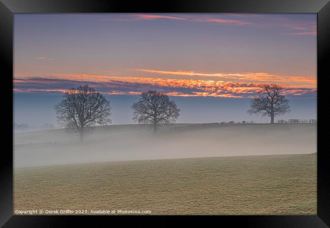 Misty Hadlow morning Framed Print by Derek Griffin