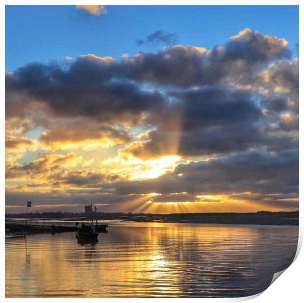 Sunrise rays and cloudscspe over Brightlingsea Creek  Print by Tony lopez