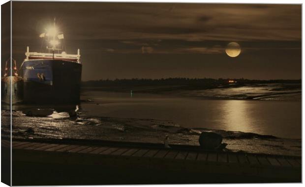 Moon down over the Brightlingsea Harbour at low tide  Canvas Print by Tony lopez
