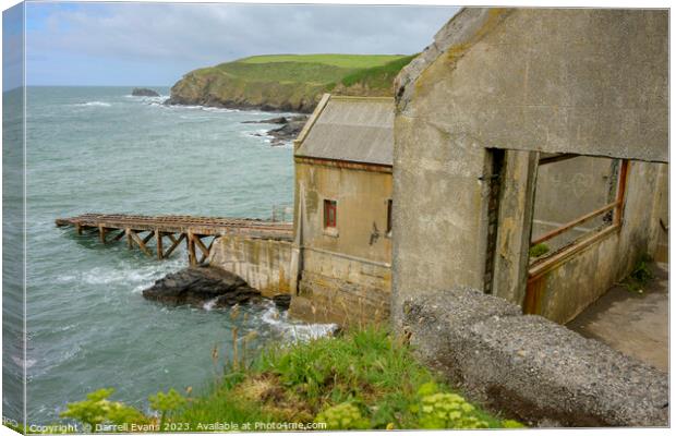 Lizard Point lifeboat station  Canvas Print by Darrell Evans