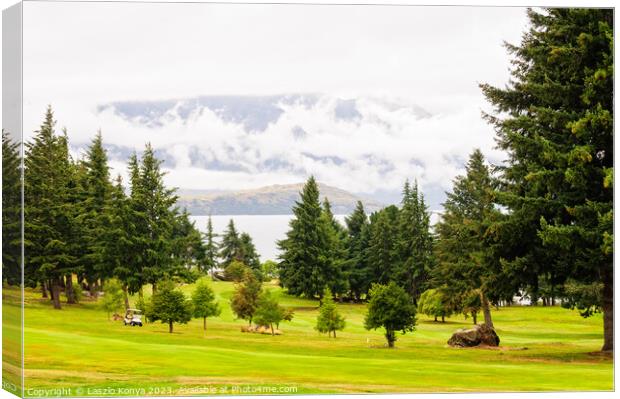 Kevin Heights golf course - Queenstown Canvas Print by Laszlo Konya