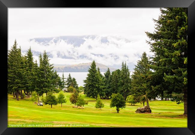 Kevin Heights golf course - Queenstown Framed Print by Laszlo Konya