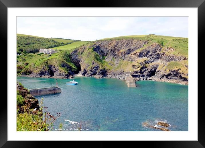 Cornish coastline Framed Mounted Print by john hill