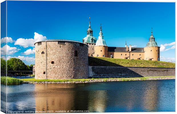 Kalmar Castle and Moat Canvas Print by Antony McAulay
