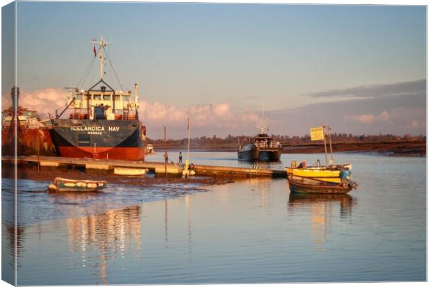 Brightlingsea Harbour in the afternoon sunshine  c Canvas Print by Tony lopez