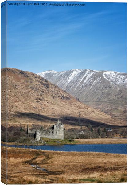 Kilchurn Castle Canvas Print by Lynn Bolt