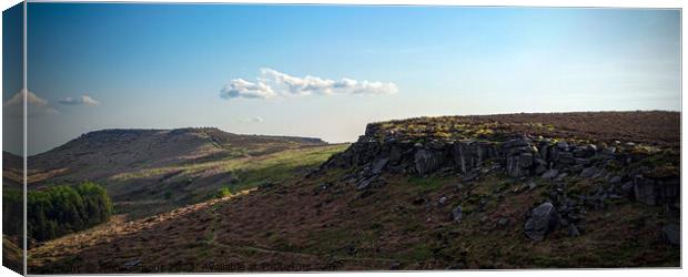Carl Wark and Higger Tor in the Peak District National Park Canvas Print by Jean Gilmour