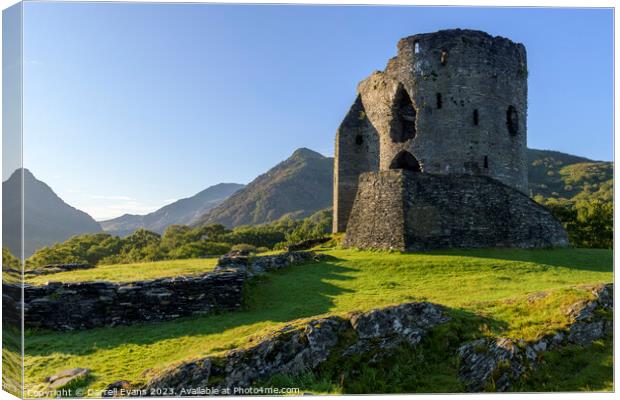 Castle at Dolbadarn Canvas Print by Darrell Evans