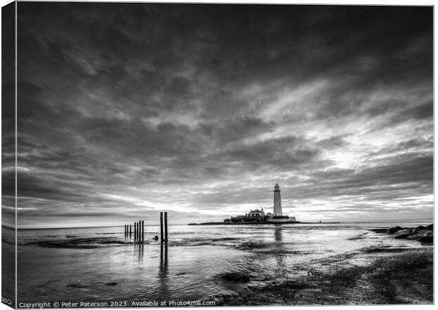 St Mary's Lighthouse Canvas Print by Peter Paterson