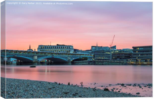 Blackfriars Bridge, London, UK, at sunset on a summer's evening.  Canvas Print by Gary Parker