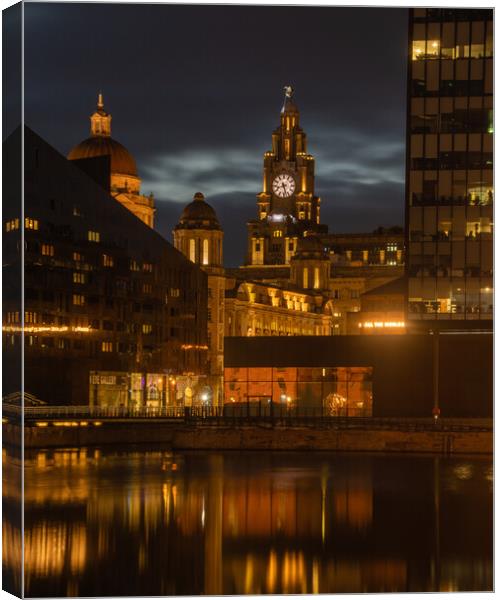 Pier Head and The Liverbuilding at night. Canvas Print by Liam Neon