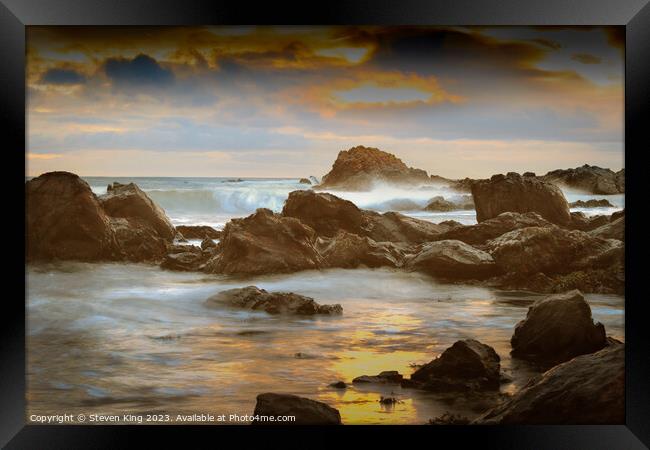 Serene sunrise at Milldown Bay Framed Print by Steven King