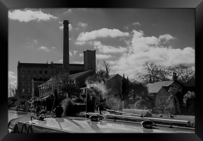 Rufford wharf on the Leeds to Liverpool canal smokey barge  Framed Print by David French