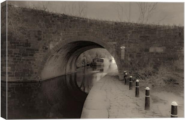 Bridge 18 Rochdale Canal Sepia Canvas Print by Glen Allen