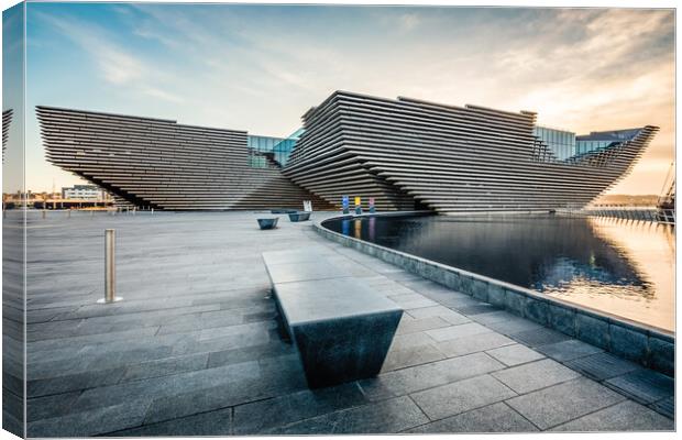 V&A Dundee at Dawn Canvas Print by Fraser Duff