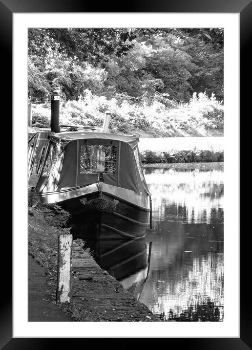 Moored - Mono Framed Mounted Print by Glen Allen