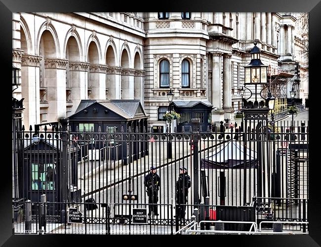 The Grandeur of Downing Street Framed Print by Les Schofield