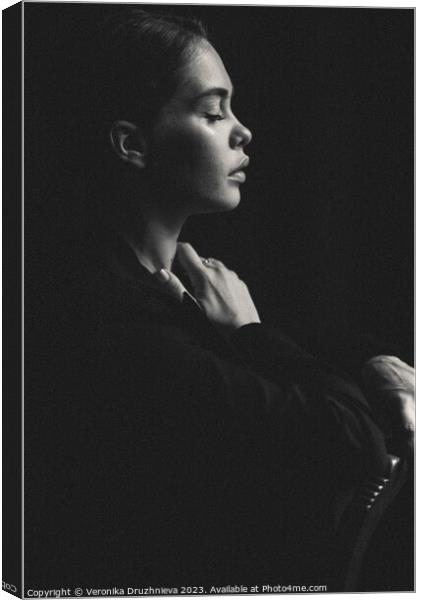  Woman profile in black and white Canvas Print by Veronika Druzhnieva