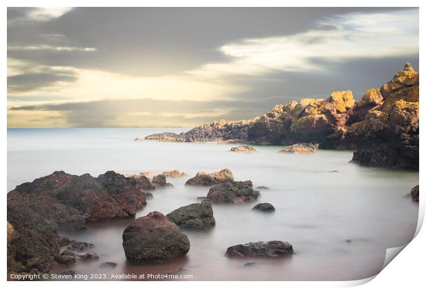 Serene Sunrise at Milldown Bay Print by Steven King