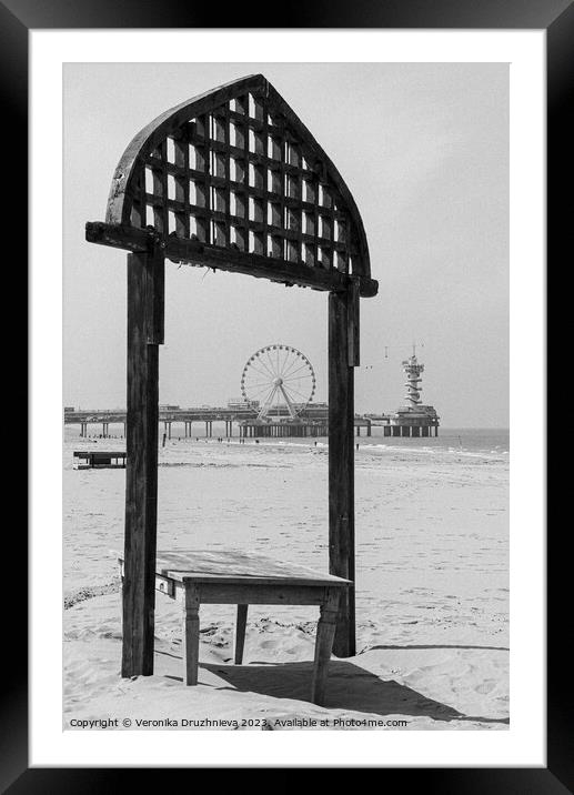 North sea beach in black and white Framed Mounted Print by Veronika Druzhnieva