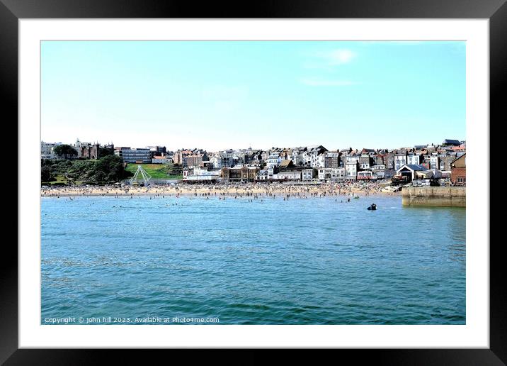 South beach, Scarborough, Yorkshire, UK. Framed Mounted Print by john hill