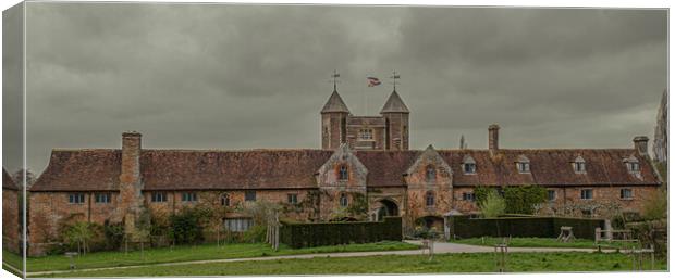 The Entrance to Sissinghurst Castle Canvas Print by Rob Lucas