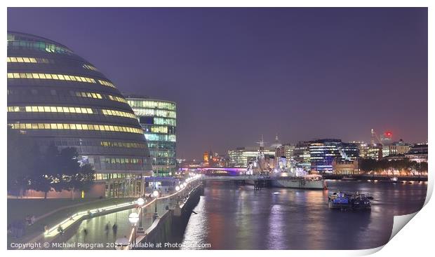 View of the London skyline at night with river thamse and lots of light Print by Michael Piepgras