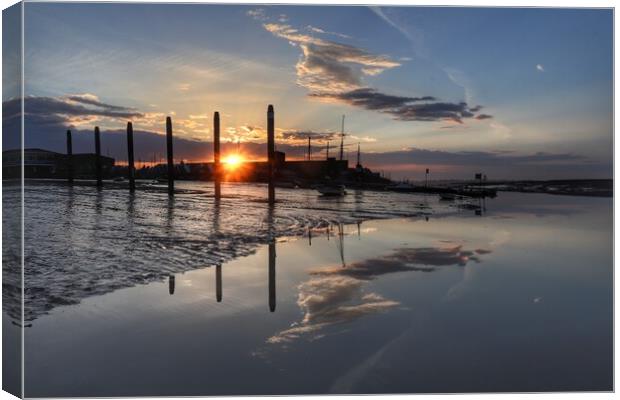 Cloudscape Brightlingsea Harbour morning reflections  Canvas Print by Tony lopez