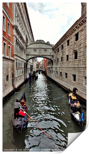 Bridge of sighs Venice  Print by Les Schofield