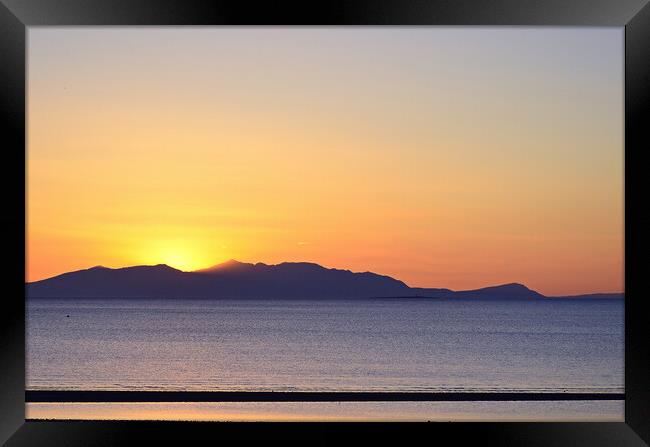 Dramatic sunset over the Arran mountain peaks Framed Print by Allan Durward Photography