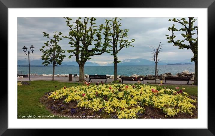 Lake garda Italy  Framed Mounted Print by Les Schofield