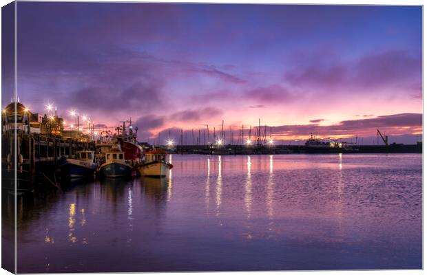 Scarborough Harbour North Yorkshire Canvas Print by Tim Hill