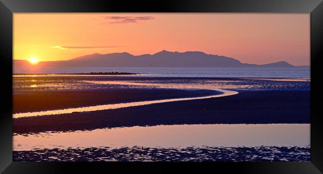 Dramatic sunset on Scotland`s Ayrshire coast Framed Print by Allan Durward Photography