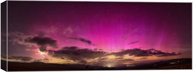 Northern Lights over Snowdonia Canvas Print by Rory Trappe