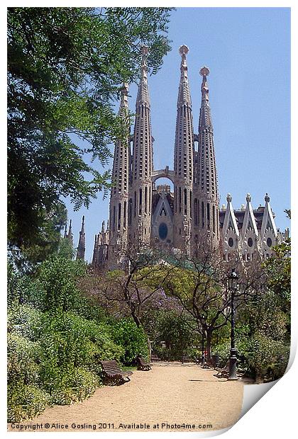 La Sagrada Familia Print by Alice Gosling