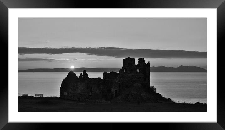 Dunure castle at sunset (monochrome) Framed Mounted Print by Allan Durward Photography