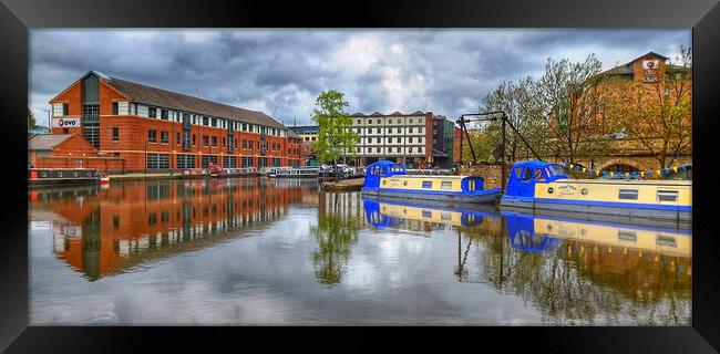 Victoria Quays Panorama Framed Print by Darren Galpin
