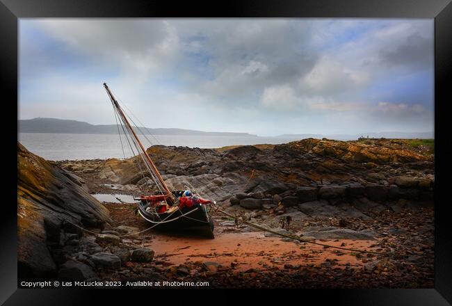 Majestic Portencross Boat in Ayrshire Framed Print by Les McLuckie