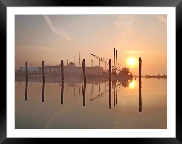 Brightlingsea Hard at sunrise  Framed Mounted Print by Tony lopez