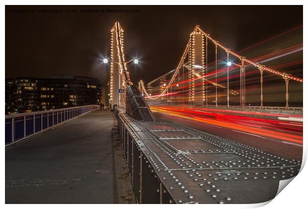 Chelsea bridge at night  Print by mike cooper