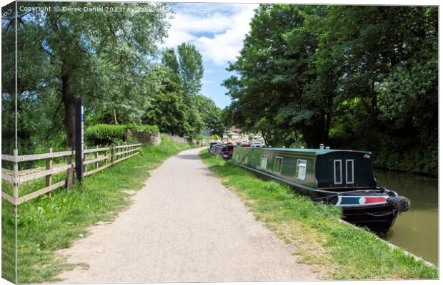 Serenity on the Kennet and Avon Canal Canvas Print by Derek Daniel