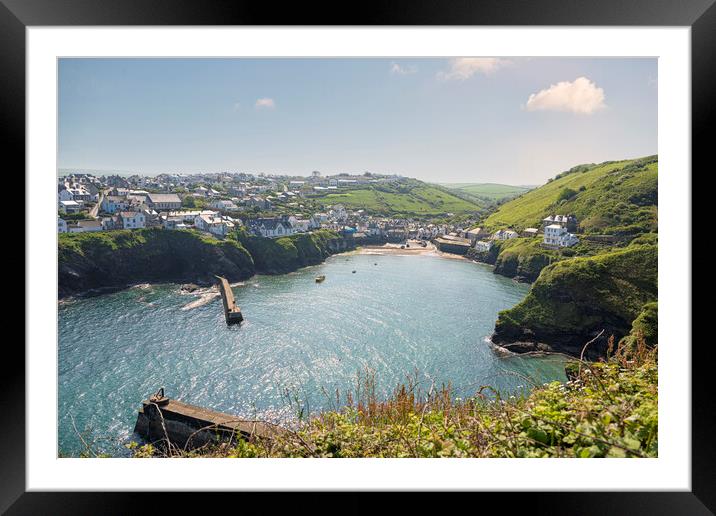 Port Isaac Harbour Framed Mounted Print by kathy white