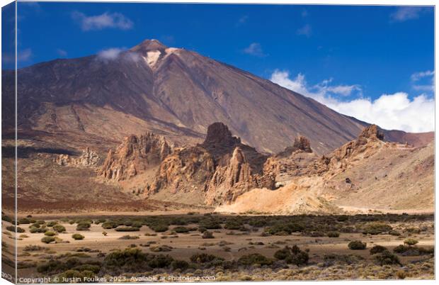 Mt Teide, Tenerife, Canary Islands Canvas Print by Justin Foulkes