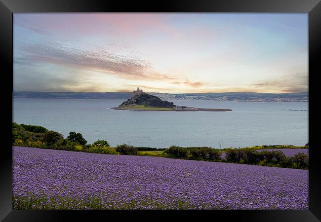 Majestic Sunset at St Michaels Mount Framed Print by kathy white